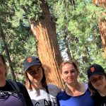 Familienfoto vorm Sequoia