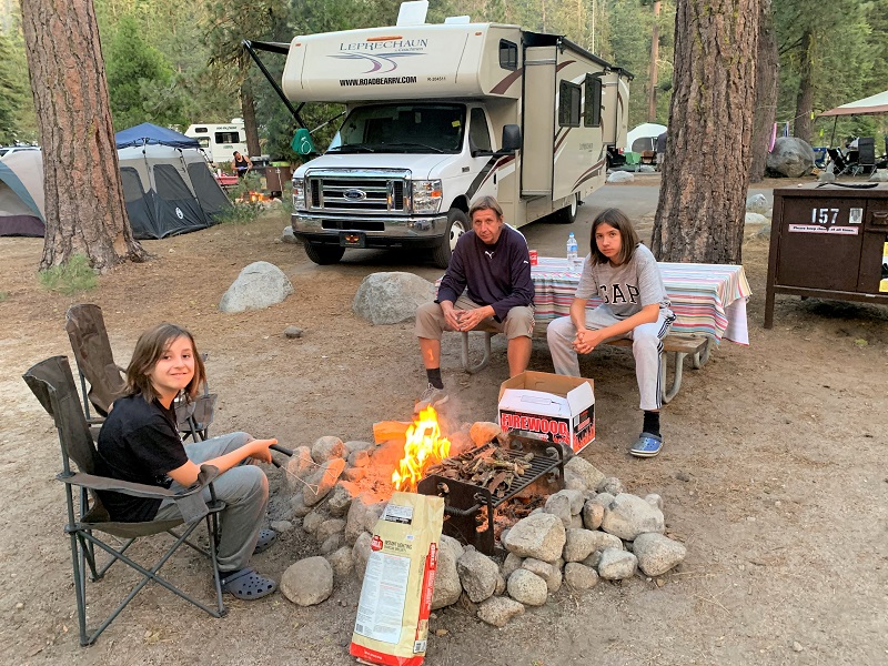 Lagerfeuer auf dem Lodgepole Campground